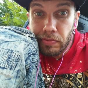 Meet your Posher, Ricky